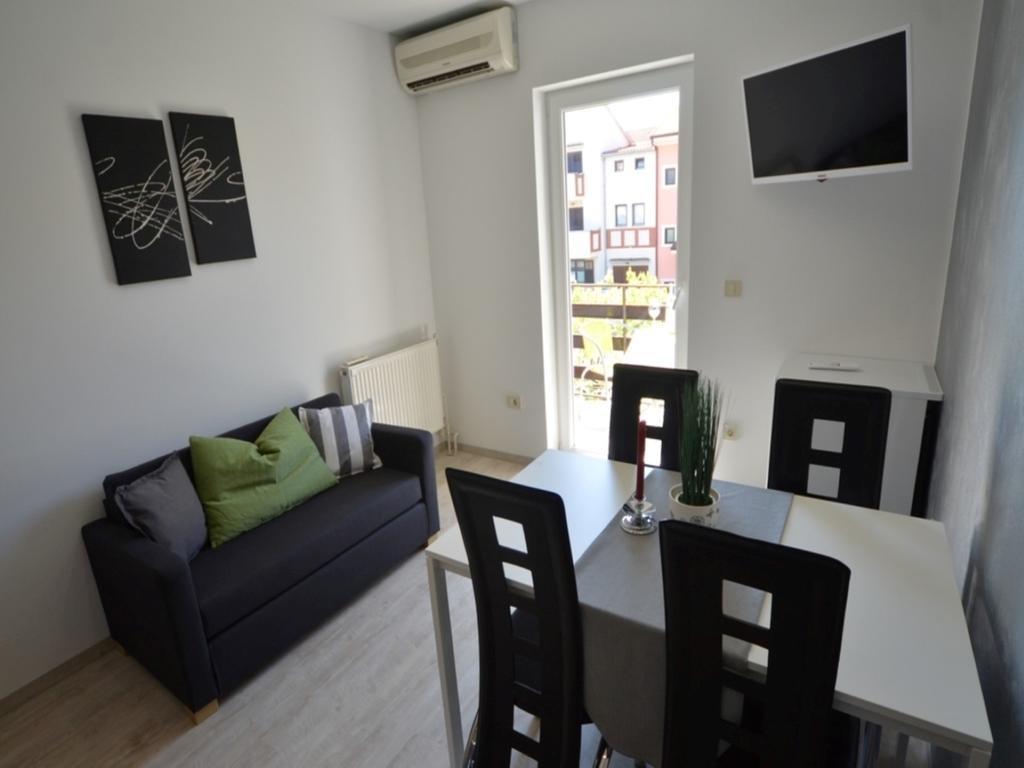 Guesthouse Mila Rovinj Exteriör bild